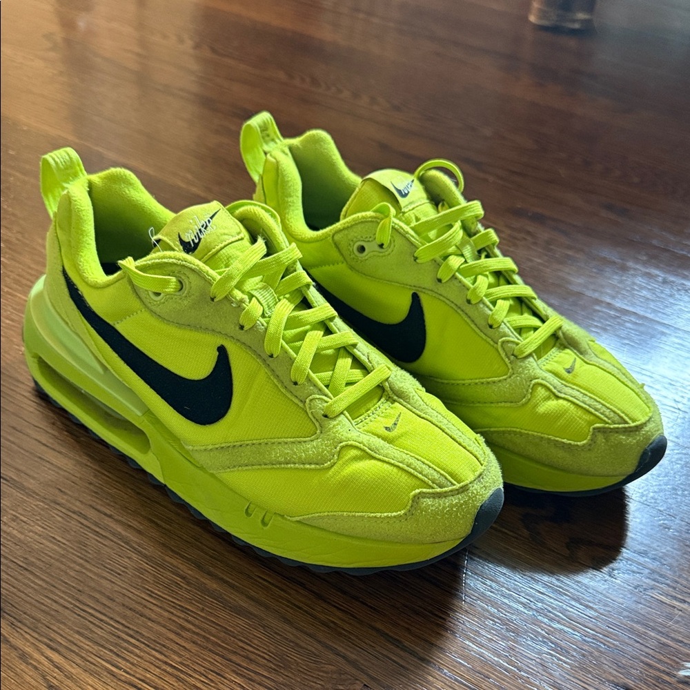 Nike Air Max Dawn